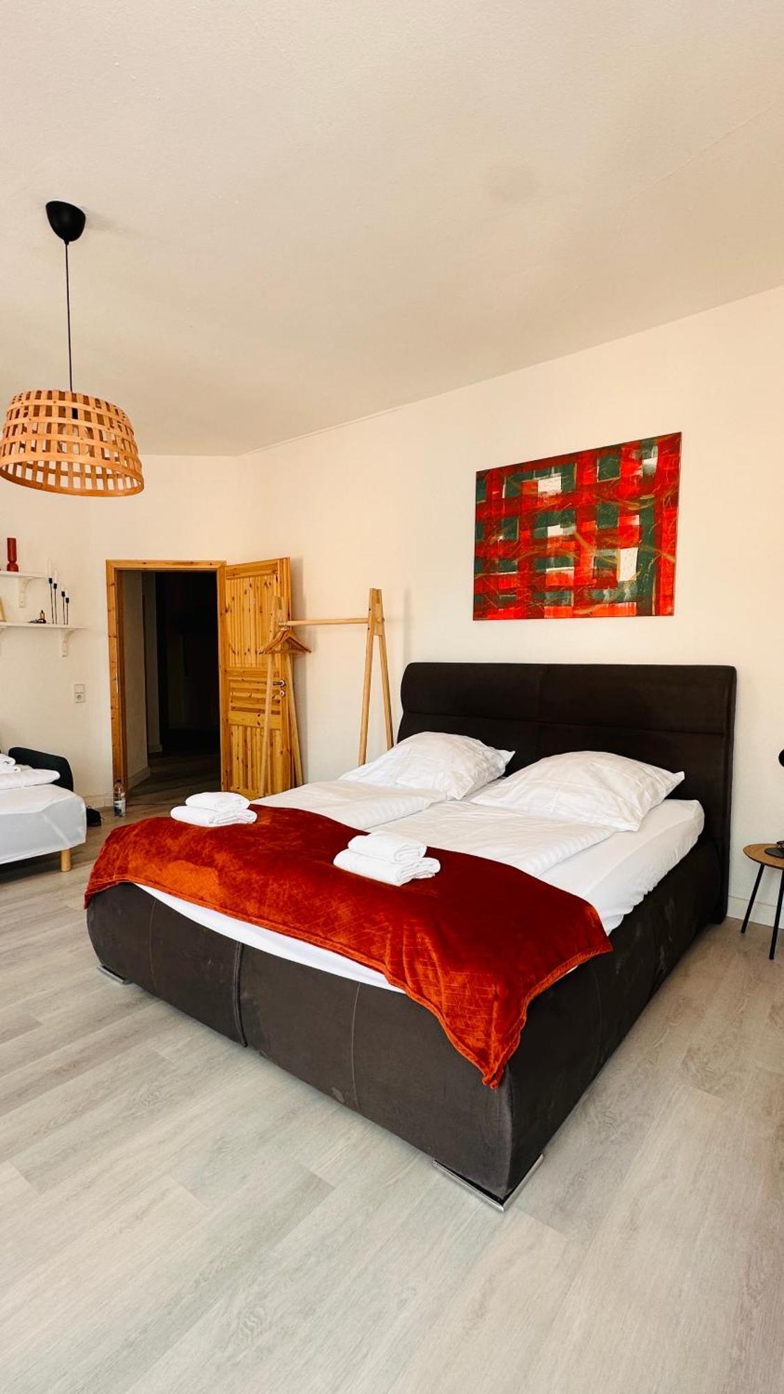 Amao-Brown I Exklusives City-Apartment I 85Qm I Privatparkplatz & Komfort I King-Size Bed 拉尔 外观 照片