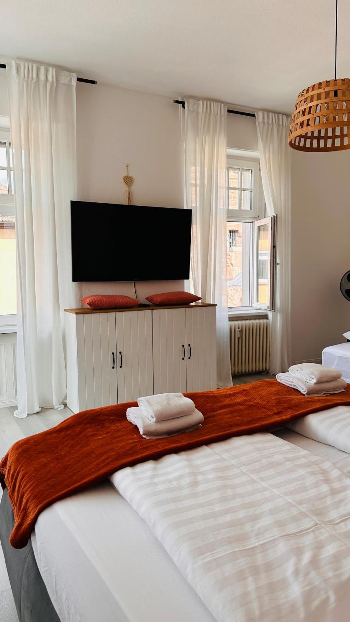 Amao-Brown I Exklusives City-Apartment I 85Qm I Privatparkplatz & Komfort I King-Size Bed 拉尔 外观 照片